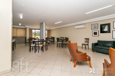 Image 25 - 274525